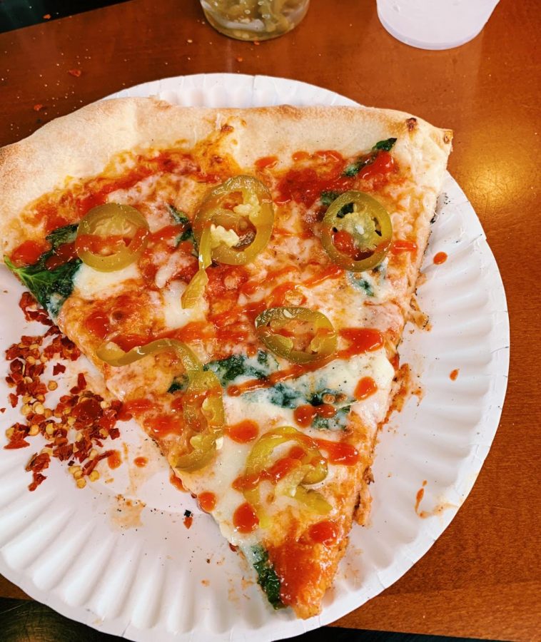 Vegetarians do not have to settle for bland, tasteless food. There are numerous options available to make a vegetarian diet appetizing, such as this delectable veggie pizza. 